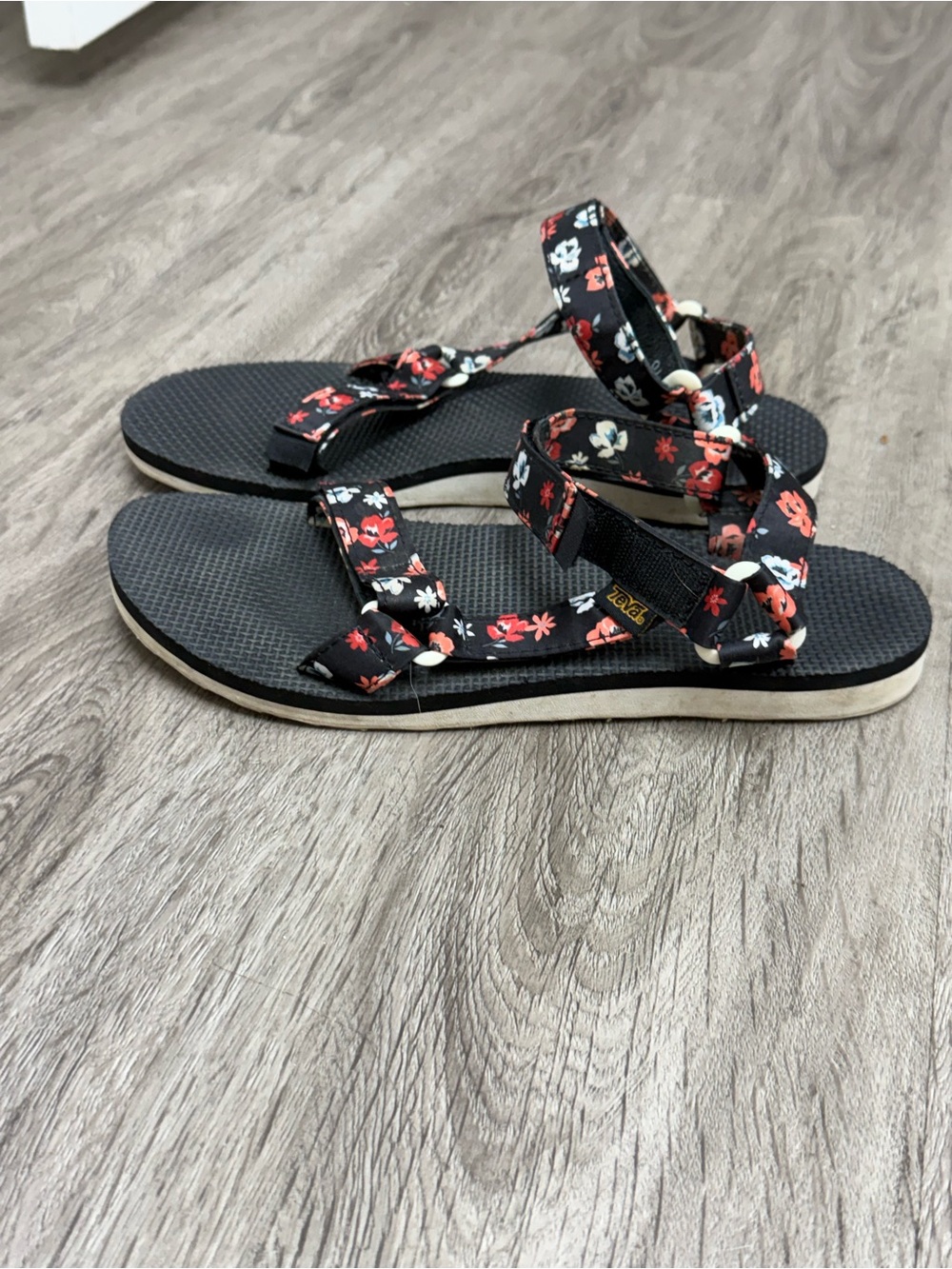 Floral Strappy Women’s Tevas Sport Sandals - Black/Red - Picture 4 of 6